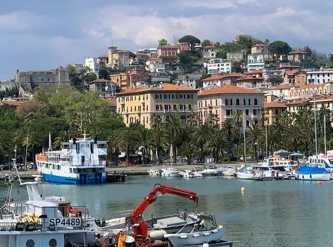 Lägenhet Linda - 5 Terre Near The Station