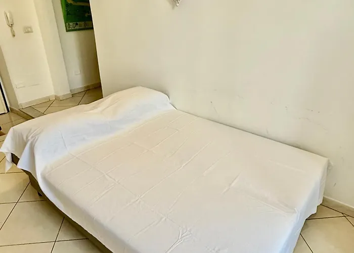 Linda - 5 Terre Near The Station Apartment La Spezia